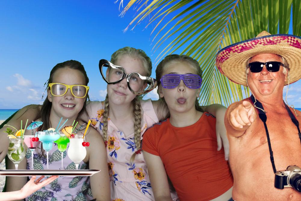 Fun Day | View more photos from the event at gallery.myphotoboothexperience.co.uk/u/MyPhotoBoothExperienceLtd/Fun-Day